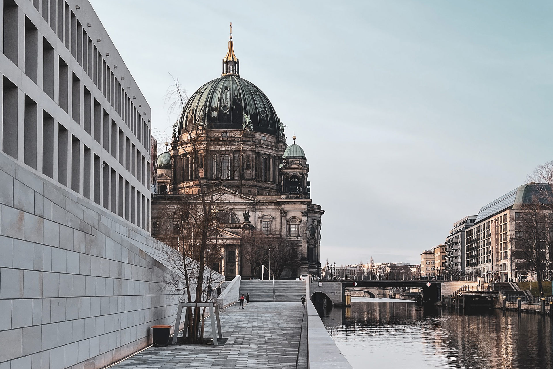 paul-hermann--HUpaTNG8bM-unsplash